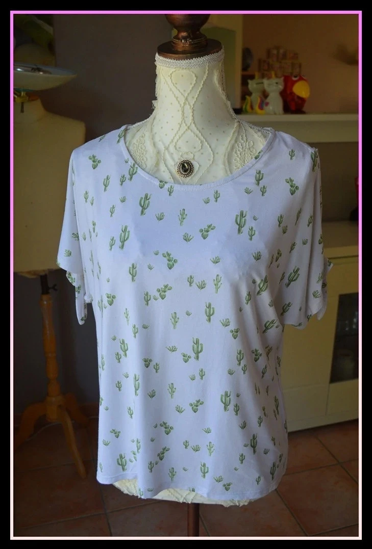 T-shirt Scottage – 2 – Blanc – épaules dénudées cactus
